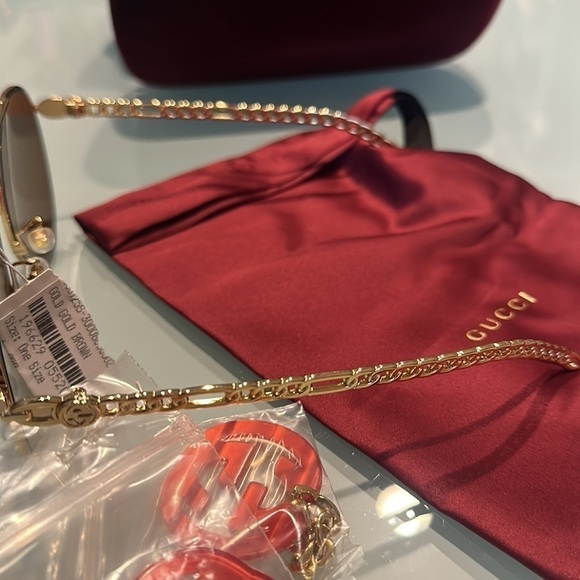 Gucci Charm Sunglasses - Picture 8 of 16